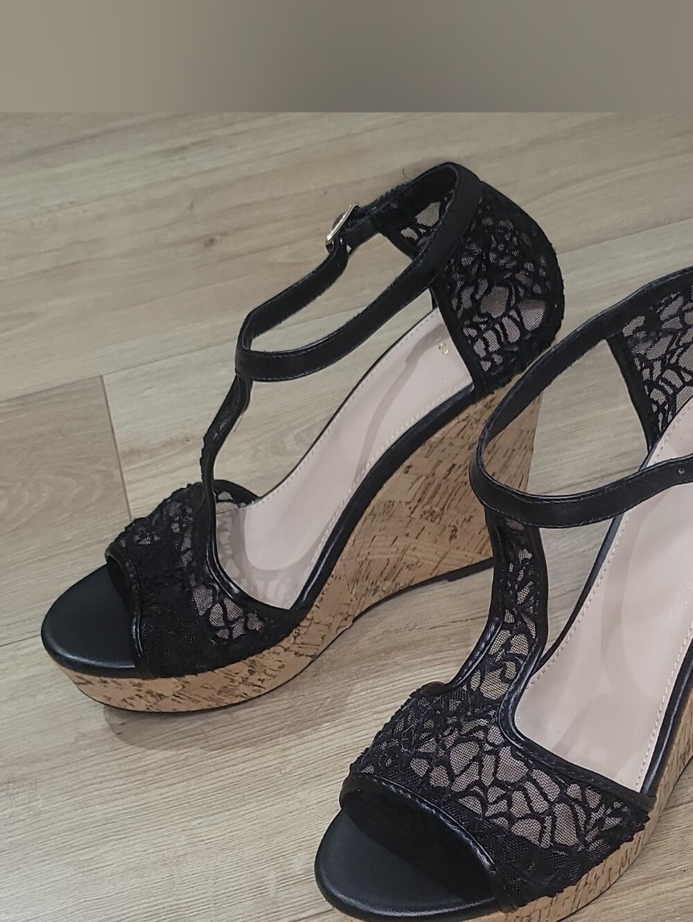 Black Lace T-Strap Cork Wedge Sandals Women's Size 8 Open Toe Ankle Buckle